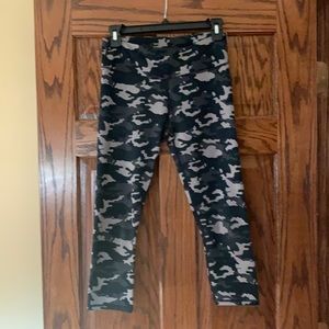 Fabletics Capri legging